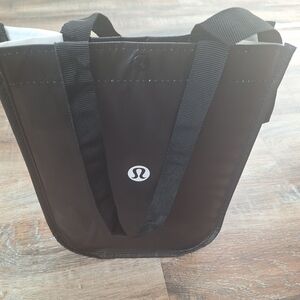 Small Lululemon reusable bag